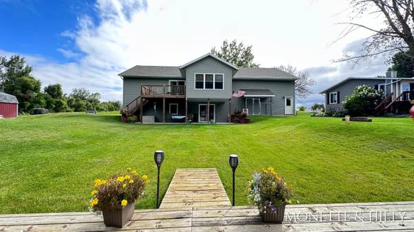 6249 Beach Road, Fremont, MI 49412