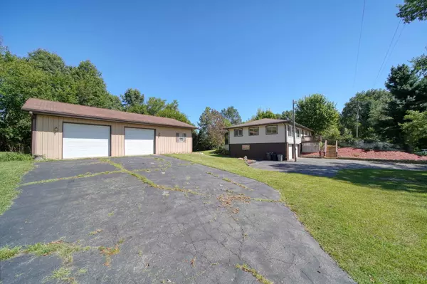 Jackson, MI 49201,6750 Smith Road