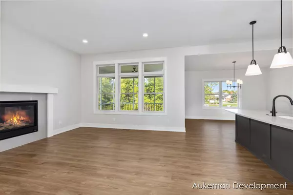 Zeeland, MI 49464,6771 Vriesland Crossing #4