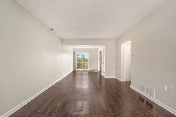 Grand Rapids, MI 49546,6250 Lincolnshire SE Court #18