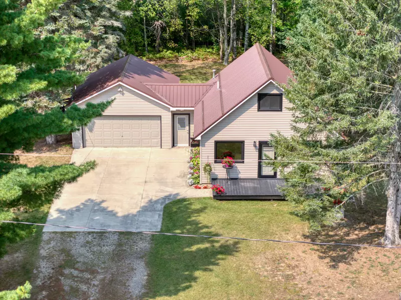 3340 Pinehurst Drive, Lake, MI 48632