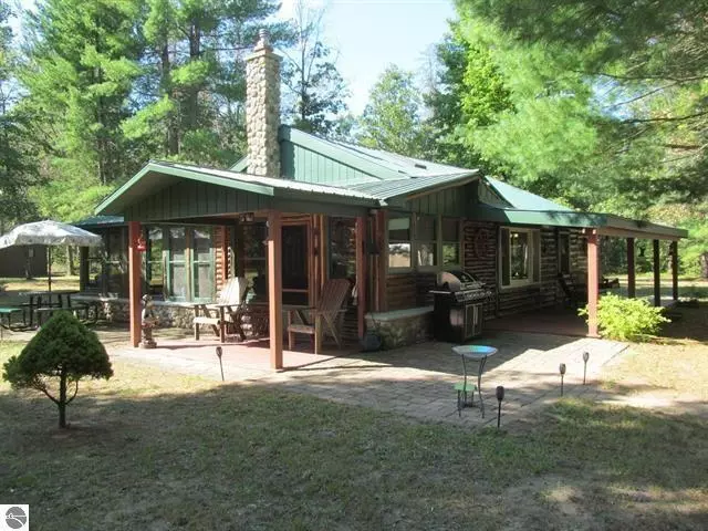 2345 S Burke Circle, Baldwin, MI 49304