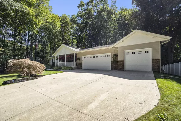 Spring Lake, MI 49456,17268 Peppermill Drive