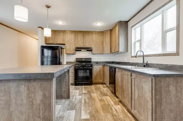 Leslie, MI 49251,714 Mill Street #3