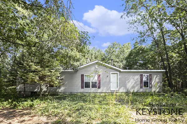 Ada, MI 49301,1020 Boynton SE Avenue