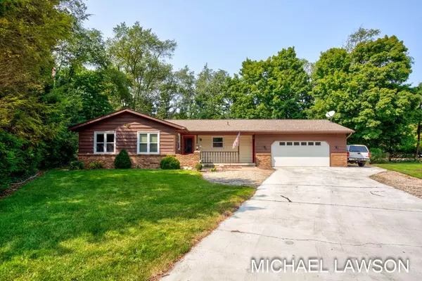 383 Watercrest Court, Holland, MI 49424