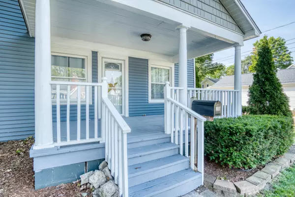 Mount Pleasant, MI 48858,208 E Maple Street