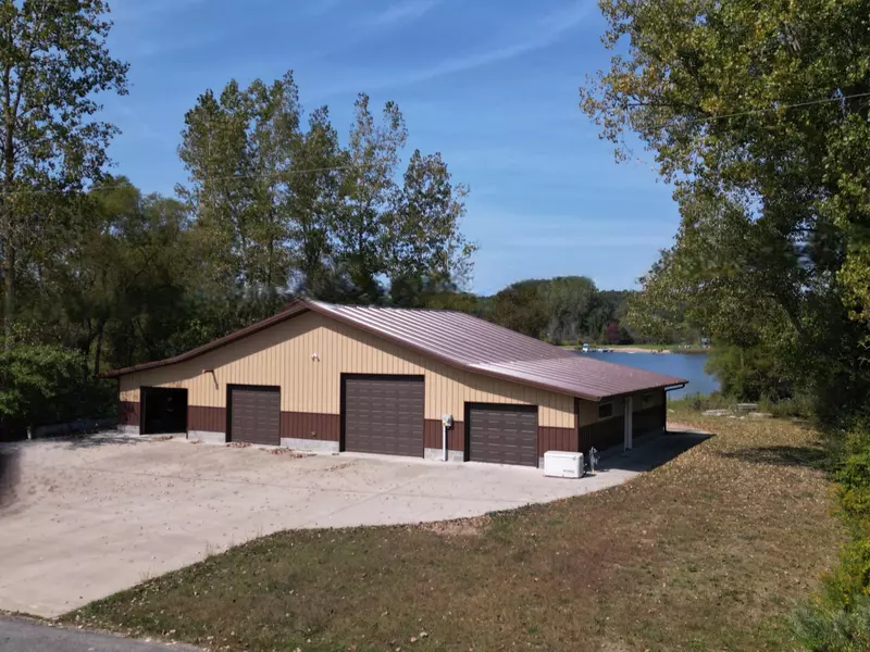 153 Sunset Drive, Dowling, MI 49050