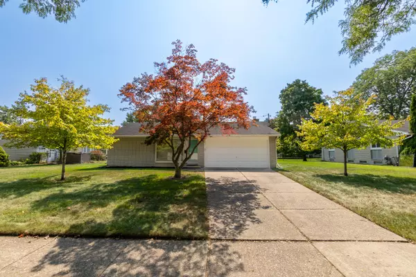 36037 Brookview Drive, Livonia, MI 48152