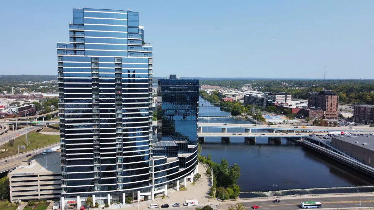 Grand Rapids, MI 49504,335 Bridge NW Street #1605