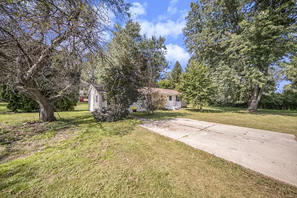 Pleasant Lake, MI 49272,9000 N Meridian Road