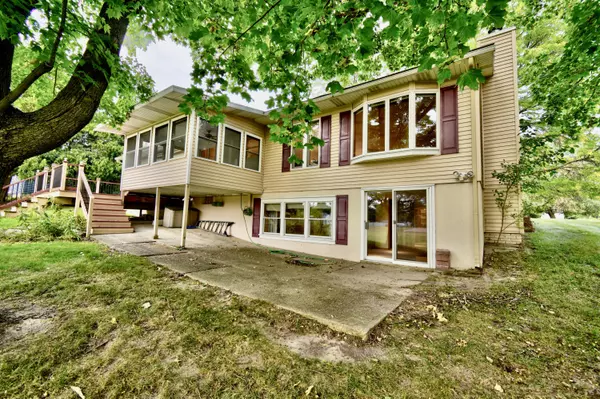 Belding, MI 48809,721 N State Road