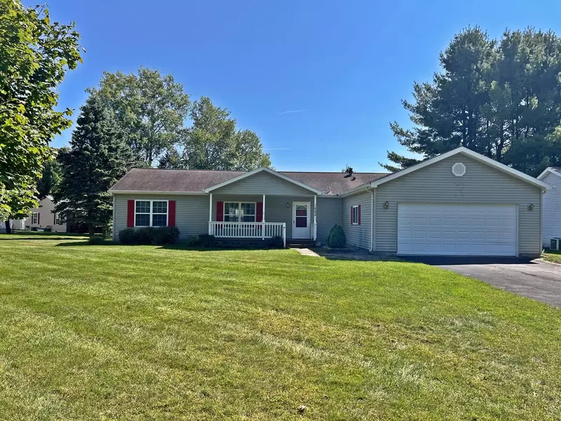 7822 Sunset Shores Drive, Canadian Lakes, MI 49346