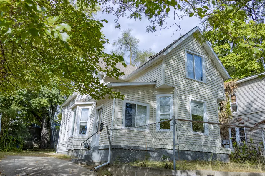 1145 Kalamazoo SE Avenue, Grand Rapids, MI 49507