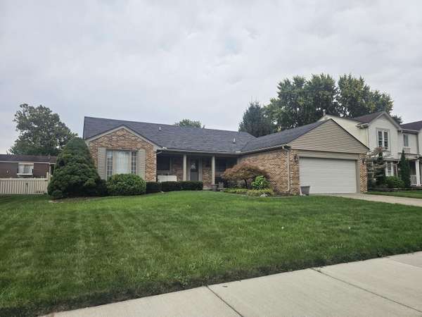 19574 Stamford Drive, Livonia, MI 48152