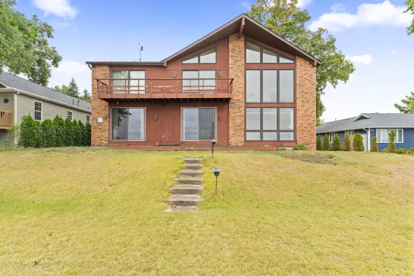 Edwardsburg, MI 49112,23299 Lakeview Drive