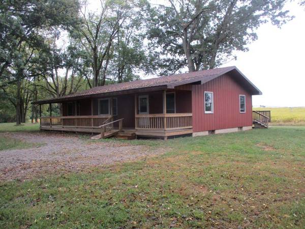 30069 Brandt Road, Colon, MI 49040