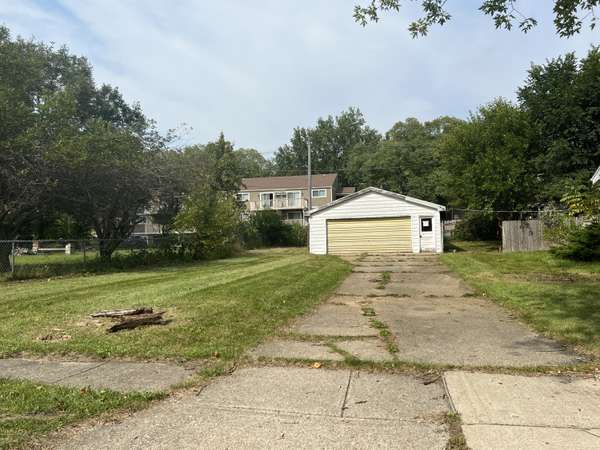 Burns Street, Niles, MI 49120