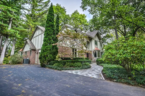 Lake Orion, MI 48362,162 Kirksway Lane