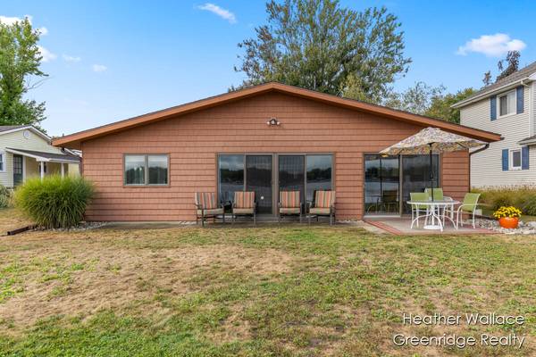 12676 Park Drive, Wayland, MI 49348