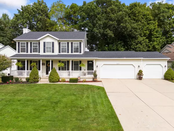 2453 Golfbury SW Drive,  Wyoming,  MI 49519