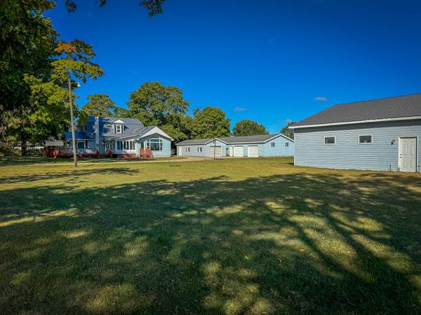 7978 S 64th Avenue, Montague, MI 49437