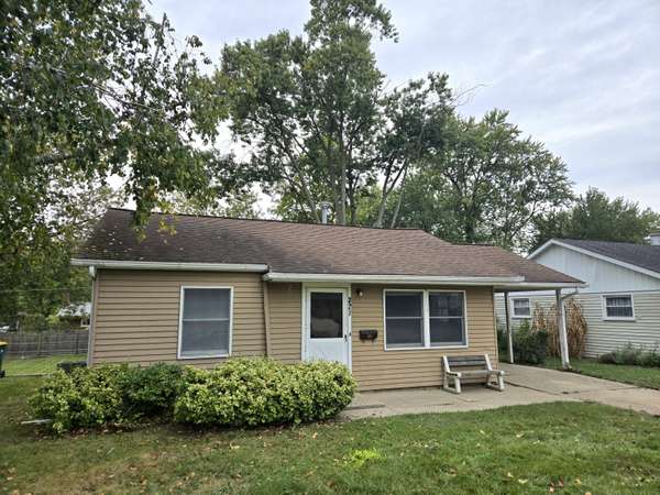 321 Spring Street, Saline, MI 48176