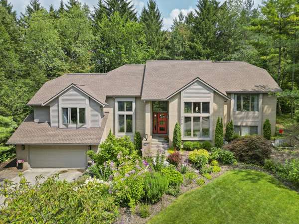 3615 Fox Hunt Drive, Ann Arbor, MI 48105