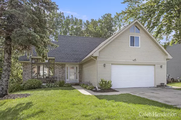 4622 Haywood SE Drive, Grand Rapids, MI 49512