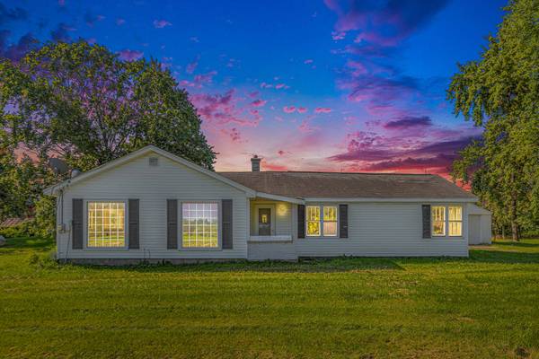 5728 Garfield Street, Coopersville, MI 49404