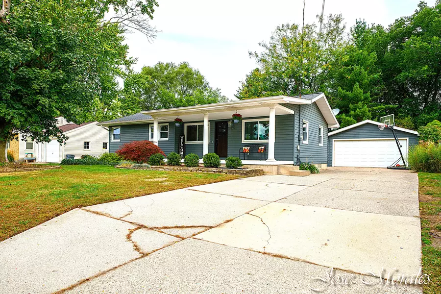 4297 41st SW Street, Grandville, MI 49418