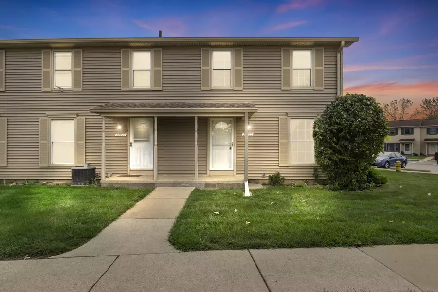 20022 Village Green Court, Brownstown, MI 48183