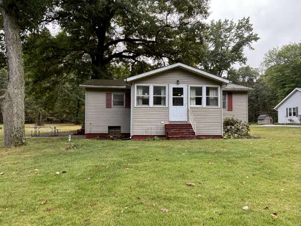 25545 Redfield Street, Edwardsburg, MI 49112