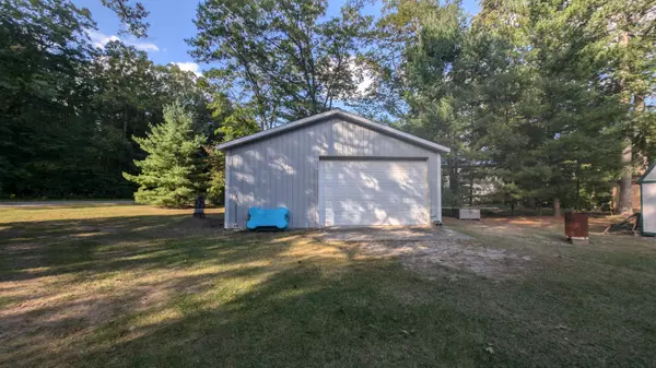 Irons, MI 49644,6356 N Mac Road