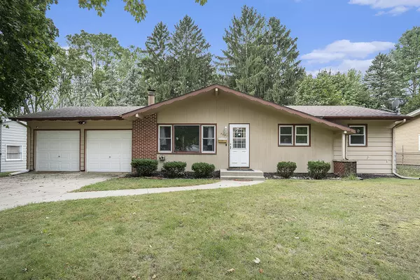 3641 Lancaster Drive, Kalamazoo, MI 49006