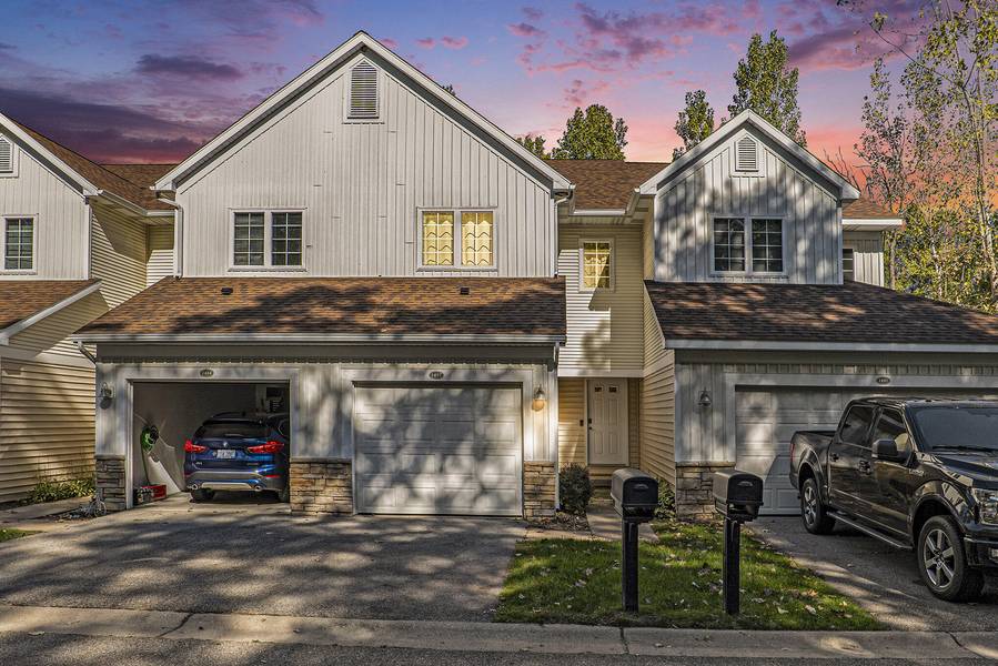 1412 View Point Drive #22, Greenville, MI 48838