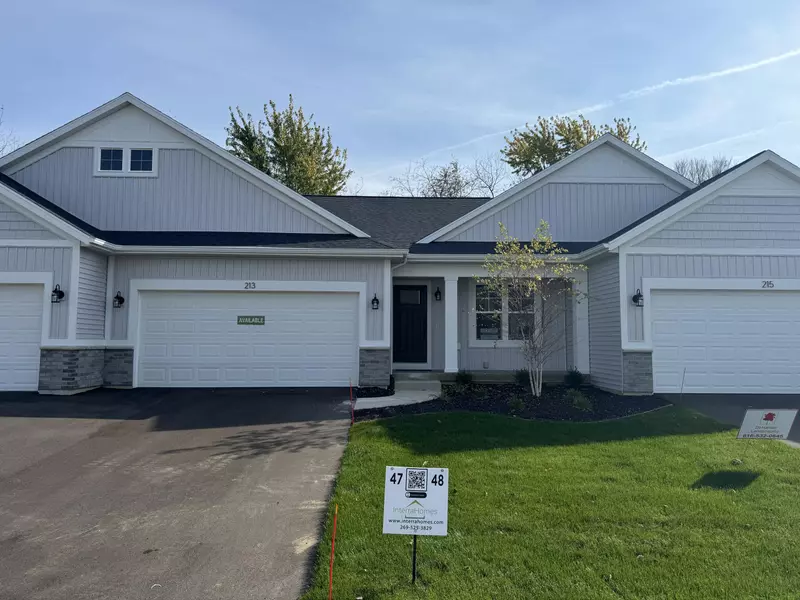 213 Hickory Valley Drive, Kalamazoo, MI 49009