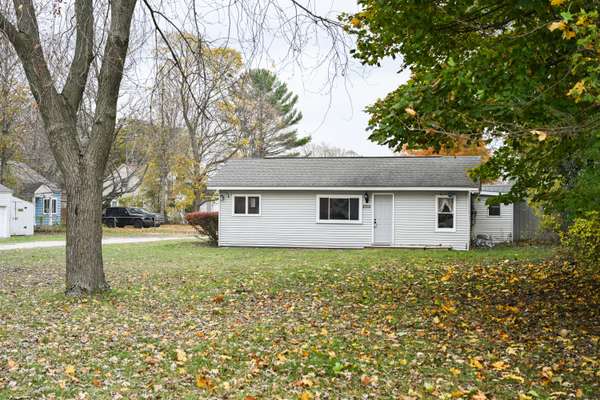 2710 Leboeuf Street, Norton Shores, MI 49441