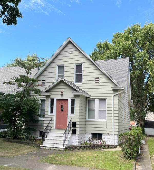 1009 Michigan Avenue #Lower, St. Joseph, MI 49085