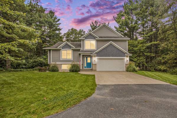 6205 White Pine Court,  Twin Lake,  MI 49457