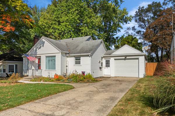 926 W Orange Street, Greenville, MI 48838