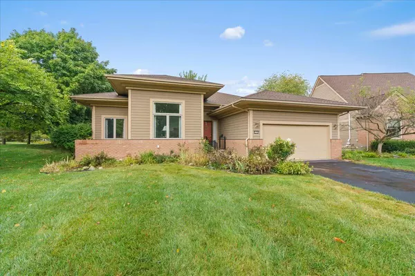 5105 Doral Court,  Ann Arbor,  MI 48108