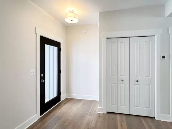 Jenison, MI 49428,3353 Eagle Peak Drive