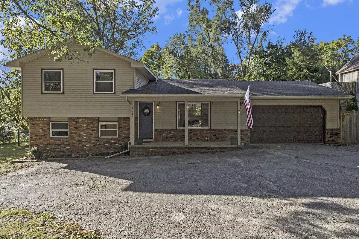 Pinckney, MI 48169,8770 Pettysville Road