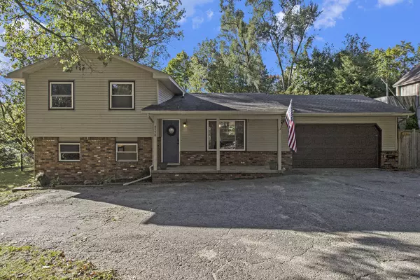 8770 Pettysville Road,  Pinckney,  MI 48169