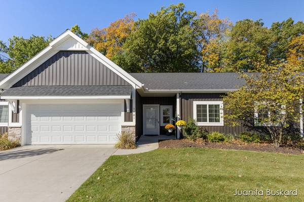 7481 Shagwood SE Street, Caledonia, MI 49316