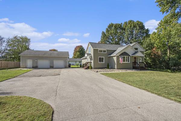 9030 Southplain Drive, Bridgman, MI 49106