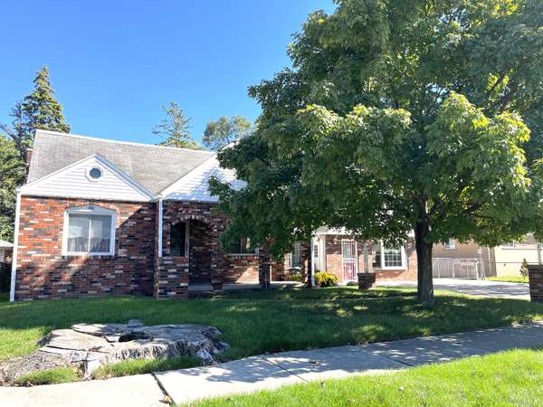 6466 N Lafayette Street, Dearborn Heights, MI 48127