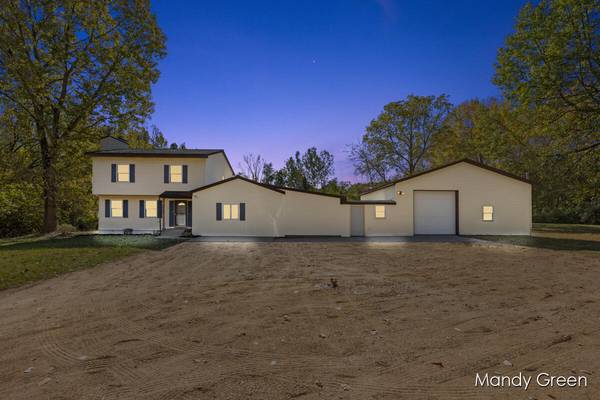 4080 11 Mile NE Road, Rockford, MI 49341