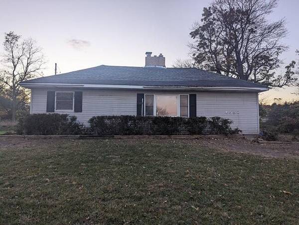 6532 S Saint Clair Road, St. Johns, MI 48879